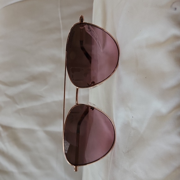 MICHAEL KORS SUNNIES NWT - Picture 1 of 6